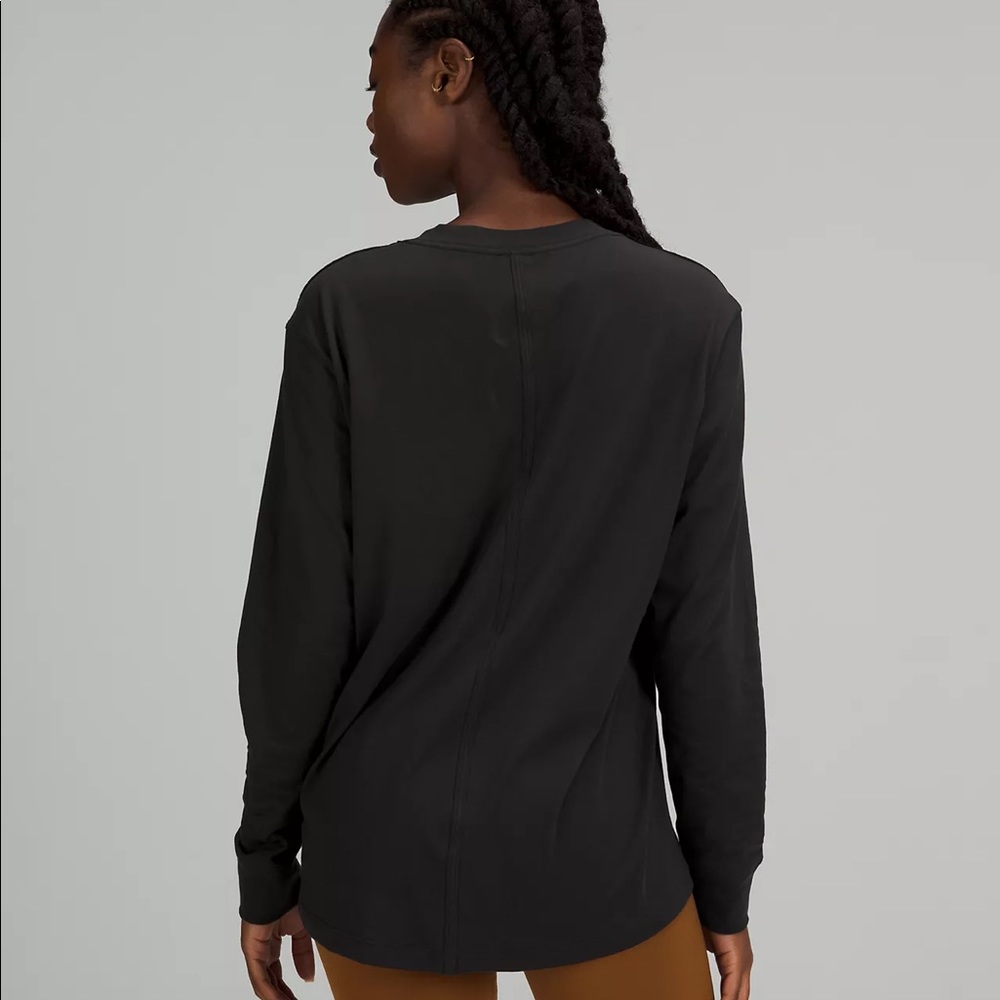 Lululemon long sleeve black shirt, size 4